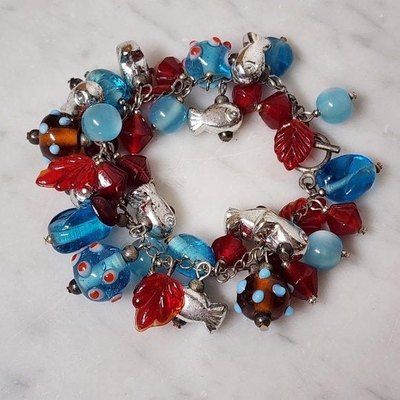 Art Glass Charm Bracelet Blue Red Silver Tone Toggle Beachy Fish Mixed Media - Picture 8 of 11